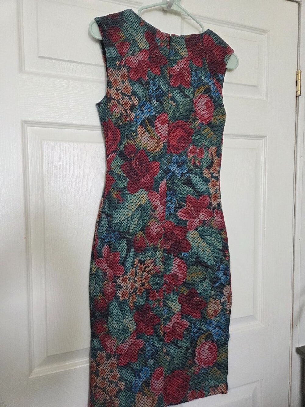 Phase 8 Sleeveless Floral Midi Floral Dress - Picture 11 of 16